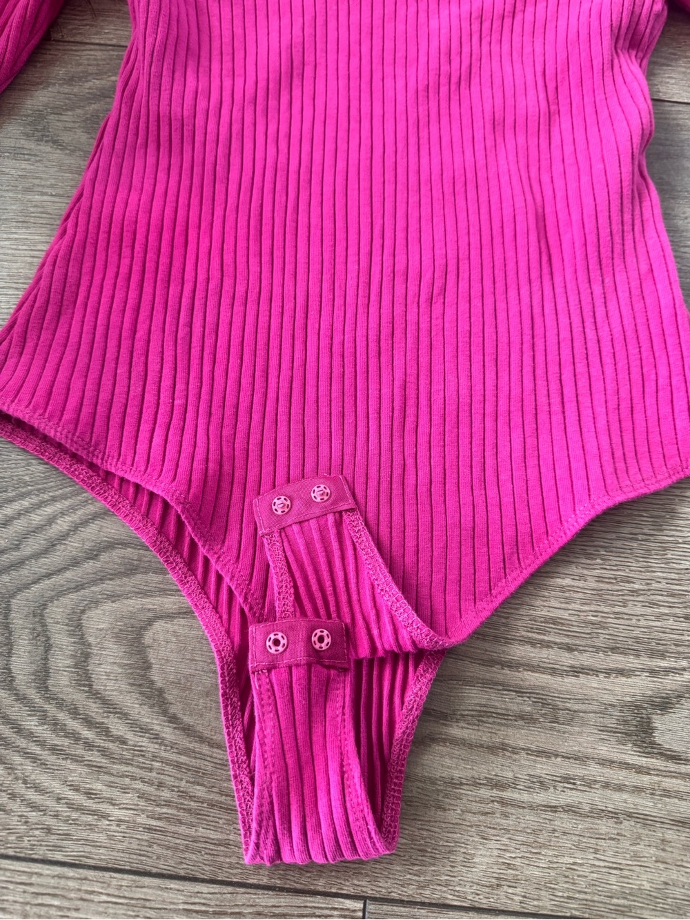 Farm Rio Fuchsia Scoop Neck Ribbed Long Sleeve Bodysuit, Size Small - Picture 4 of 8